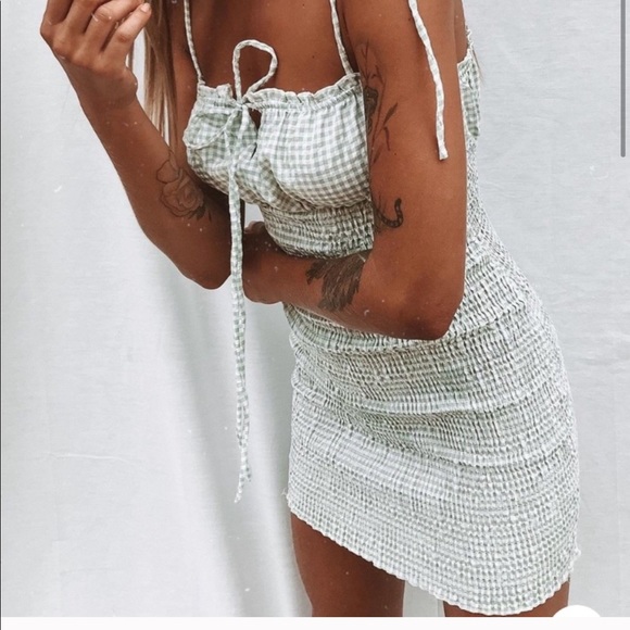 Princess Polly Dresses & Skirts - Princess Polly Green Mini Gingham Dress